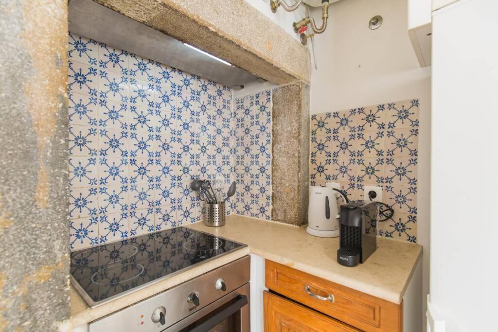 Apartment 135 B - Alfama Renovated Charming Historic Flat Near Baixa