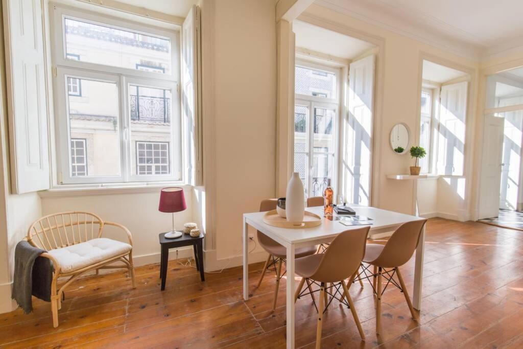 Apartment 135 B - Alfama Renovated Charming Historic Flat Near Baixa *