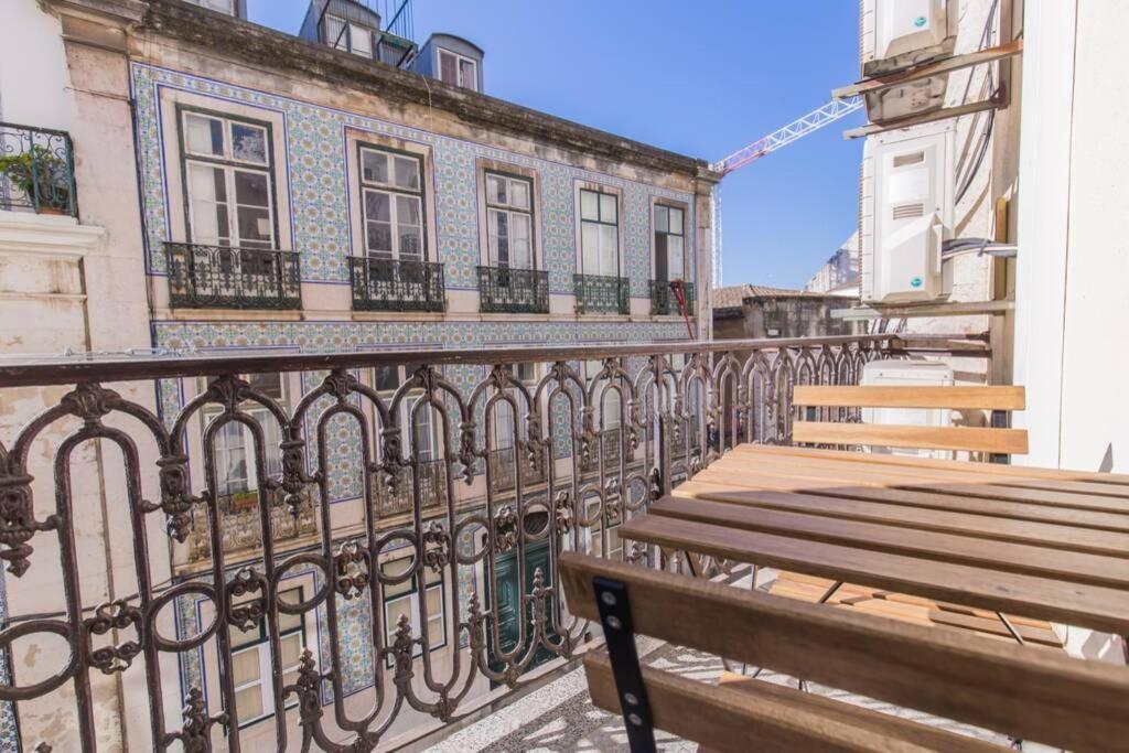 Apartment 135 B - Alfama Renovated Charming Historic Flat Near Baixa