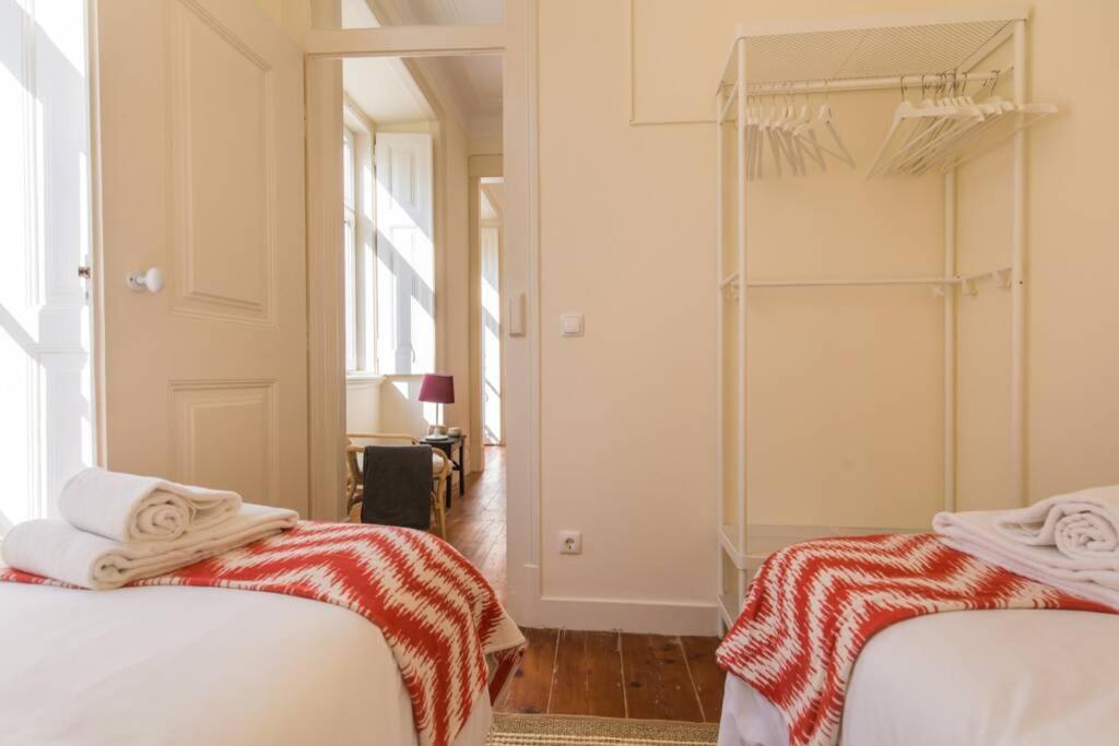 135 B - Alfama Renovated Charming Historic Flat Near Baixa Apartment Lissabon