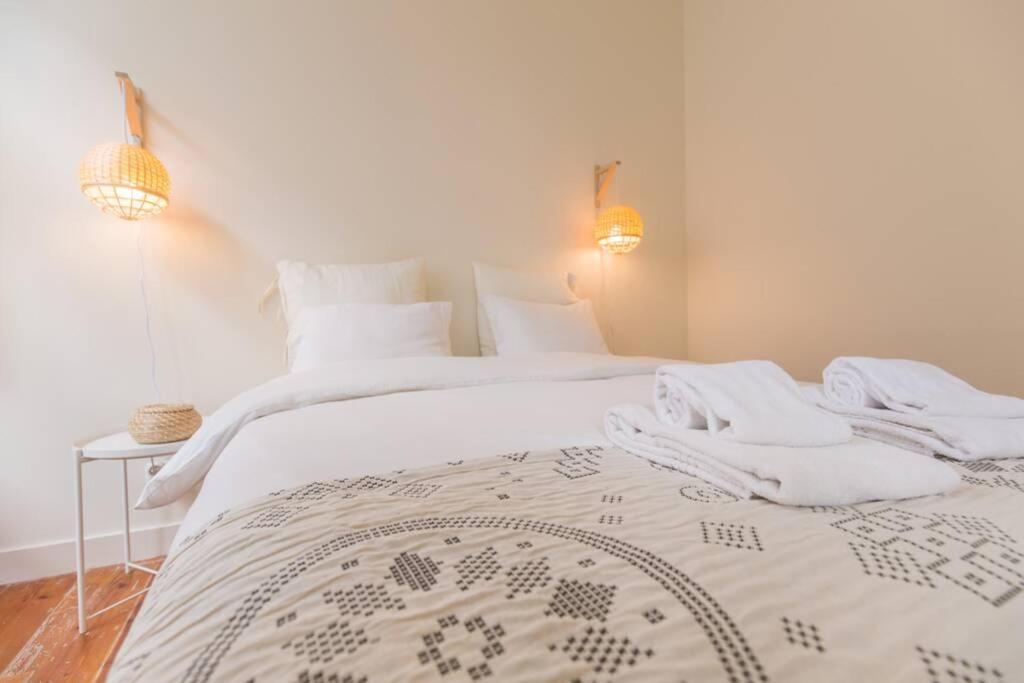 135 B - Alfama Renovated Charming Historic Flat Near Baixa Apartment
