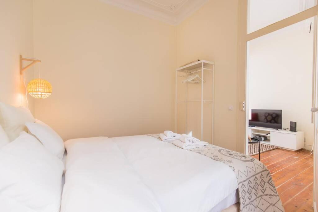 Apartment 135 B - Alfama Renovated Charming Historic Flat Near Baixa Lissabon